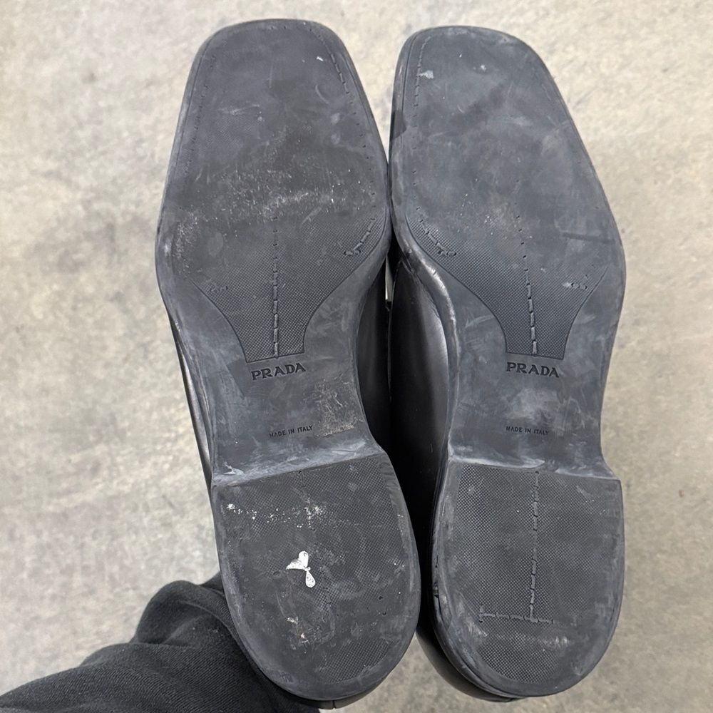 Prada Men's Classic Black Leather Loafers - Picture 4 of 7